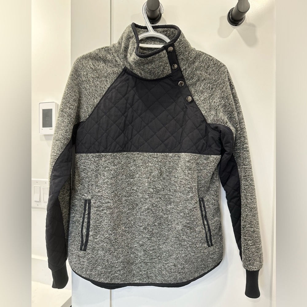 Abercrombie Asymmetrical Snap-Up Fleece